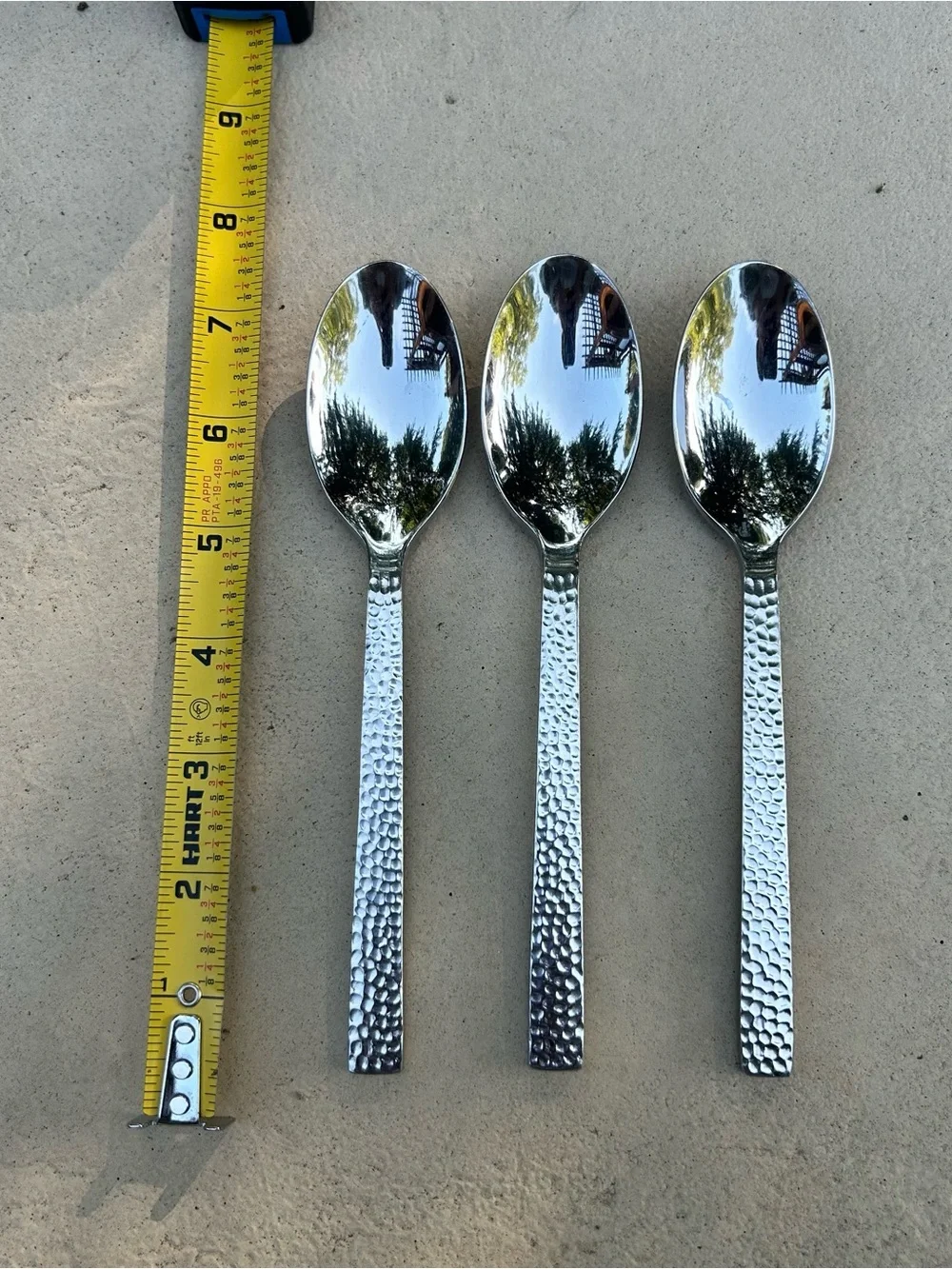 Oneida Chefs Table Hammered Stainless Steel Set of 3 Oval Soup Spoons 7”